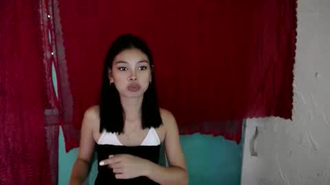 _honeyletxx online show from September 26, 10:52 am