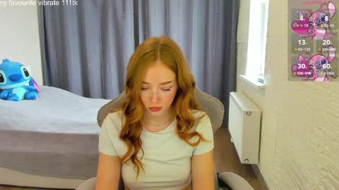 _hot_mia_1 online show from May 14, 7:04 am