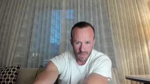 Snapshot of _hotr0d chatting on June 13, 1:47 am Hot Rod online show from June 13, 1:47 am