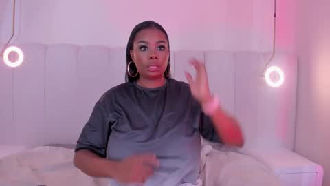 Darlis  online show from November 28, 7:49 pm