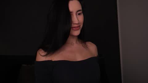 Mary online show from November 9, 6:50 pm