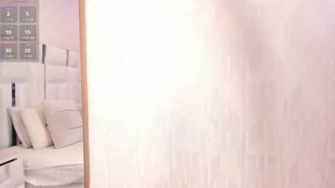 Snapshot of _im_candy chatting on February 27, 8:31 pm Isa online show from February 27, 8:31 pm