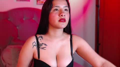 Snapshot of _im_liaa chatting on July 16, 7:20 pm LIA online show from July 16, 7:20 pm