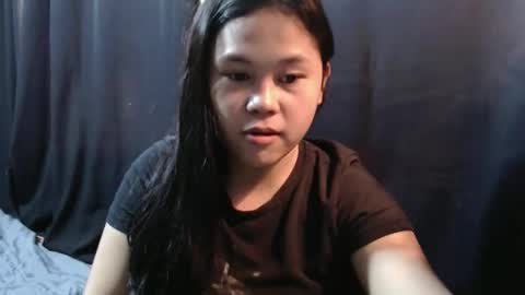 Snapshot of _ishi chatting on February 11, 5:01 am Ishi online show from February 11, 5:01 am