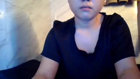Snapshot of _ishi chatting on July 4, 1:12 am Ishi online show from July 4, 1:12 am