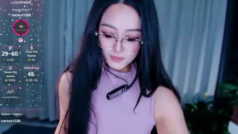 Snapshot of _iuiu_ chatting on June 25, 2:21 pm UU online show from June 25, 2:21 pm