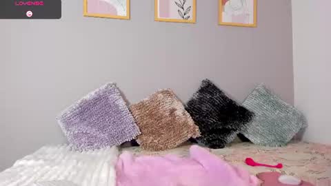 Snapshot of _ivanna_volk chatting on July 16, 5:24 am Ivanna online show from July 16, 5:24 am