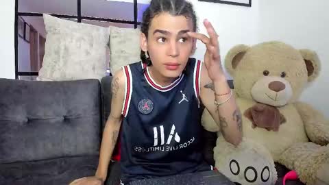 Snapshot of _jaay77 chatting on January 13, 11:38 pm Jay online show from January 13, 11:38 pm