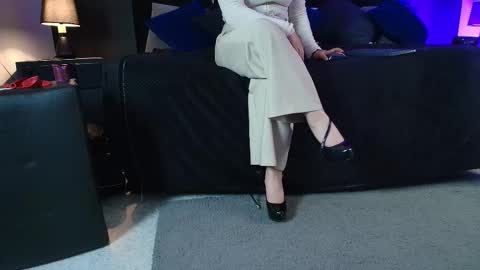 Miss Jade online show from February 14, 11:40 am