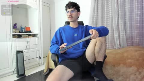 James online show from April 2, 3:26 am