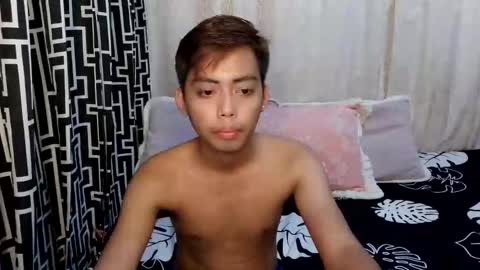 Snapshot of _jamescock chatting on February 21, 7:09 am _jamescock online show from February 21, 7:09 am