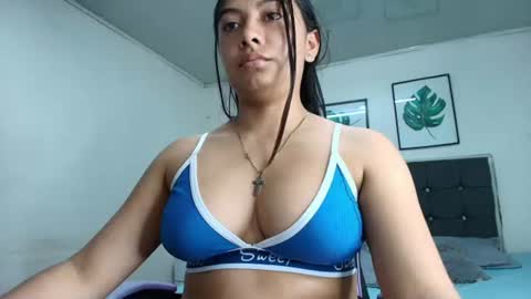 Snapshot of _jane_30 chatting on June 20, 2:03 am _jane_30 online show from June 20, 2:03 am