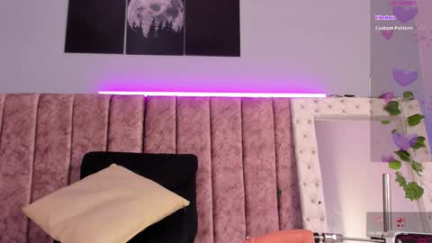 Jasmine online show from November 13, 2:16 pm