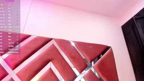 Jasmine online show from April 18, 11:47 am