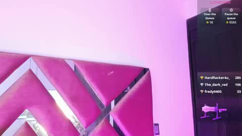 Snapshot of _jasmine_blush chatting on May 11, 4:04 pm Jasmine online show from May 11, 4:04 pm