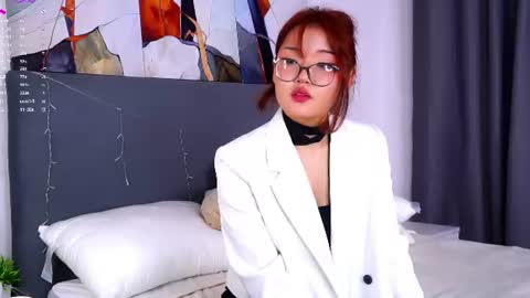 Snapshot of _jasminestea_ chatting on July 11, 2:09 pm Candy online show from July 11, 2:09 pm