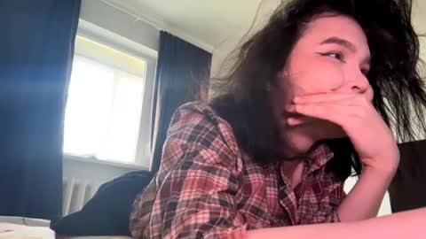 Snapshot of _jelly_melly_ chatting on April 28, 11:37 am Elsa online show from April 28, 11:37 am