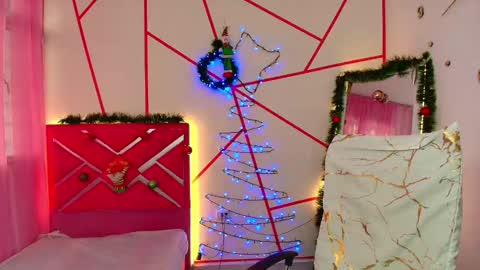 Snapshot of _jessi69_ chatting on December 13, 8:37 pm Jesica online show from December 13, 8:37 pm