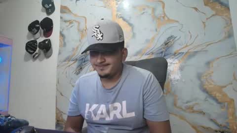 Snapshot of _jordanxxiii chatting on May 4, 3:02 am jordan online show from May 4, 3:02 am