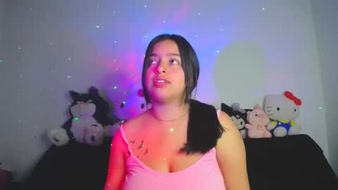 Snapshot of _juli17_ chatting on February 20, 9:48 pm _juli17_ online show from February 20, 9:48 pm