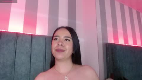 Snapshot of _julietaa chatting on December 10, 6:06 pm Julieta online show from December 10, 6:06 pm