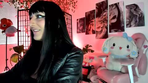 JULIANA online show from September 15, 3:01 pm