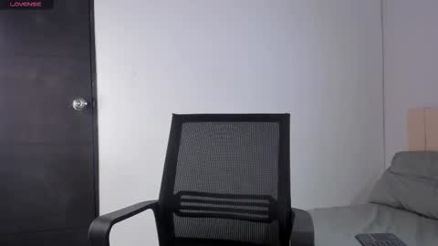 Snapshot of _justin_andrew1 chatting on February 8, 4:38 am justin online show from February 8, 4:38 am