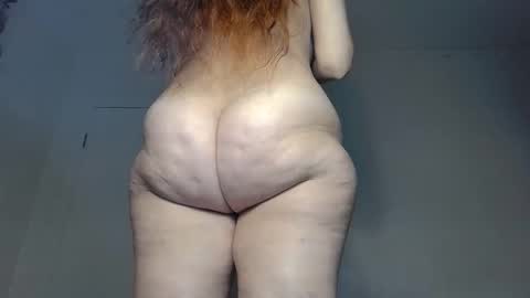 Snapshot of _kapelka_ chatting on April 20, 9:27 pm KAPELKA online show from April 20, 9:27 pm