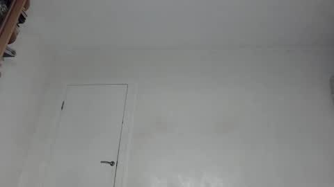 Snapshot of _kapelka_ chatting on May 28, 6:16 pm KAPELKA online show from May 28, 6:16 pm