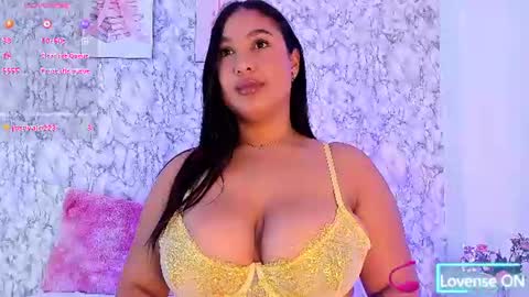 Snapshot of _karenestrada_ chatting on July 14, 10:21 am Karen online show from July 14, 10:21 am