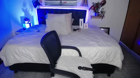 kathy online show from January 25, 2:03 pm