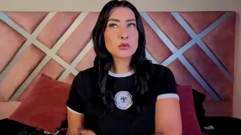 Snapshot of _kelly_hous36 chatting on June 17, 12:29 pm kelly online show from June 17, 12:29 pm