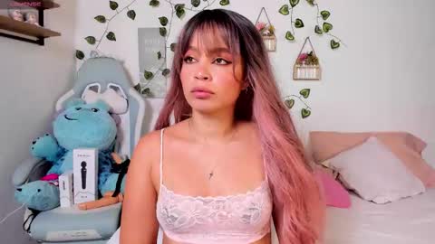 Snapshot of _kellys chatting on December 19, 10:28 pm kelly online show from December 19, 10:28 pm