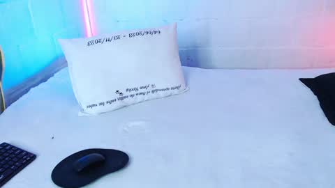 Snapshot of _kheftha_04 chatting on December 20, 8:45 pm Nucita online show from December 20, 8:45 pm