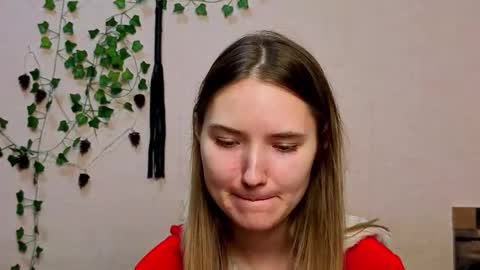 _kikiclark_ online show from February 21, 9:05 pm