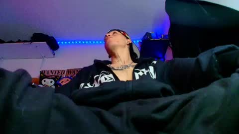 Snapshot of _kingshadows_ chatting on July 22, 7:38 pm SHADOW online show from July 22, 7:38 pm