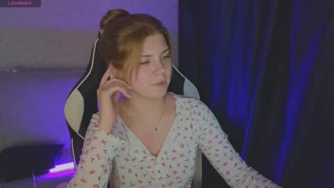 Molly   Emily online show from October 15, 6:41 pm