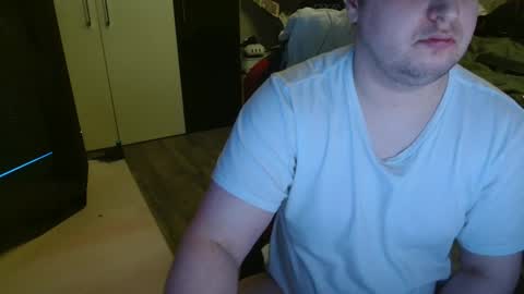 _kitsu_ online show from March 8, 5:28 pm