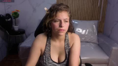 _kitten_1 online show from April 7, 1:11 pm