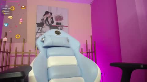 Snapshot of _kur0mi_ chatting on February 26, 5:07 pm _kur0mi_ online show from February 26, 5:07 pm