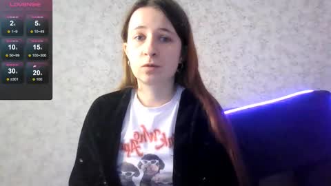 _kylle_ online show from September 27, 10:09 am