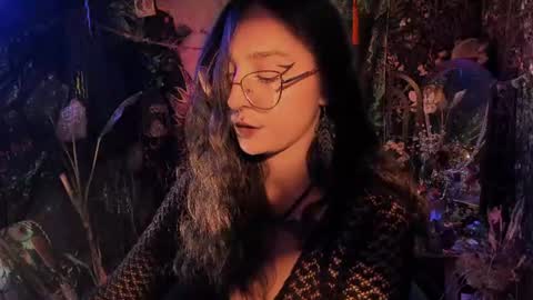 Snapshot of _lady_luna_ chatting on July 24, 12:08 am Lady Luna online show from July 24, 12:08 am