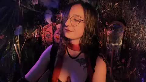 Snapshot of _lady_luna_ chatting on July 31, 11:59 pm Lady Luna online show from July 31, 11:59 pm