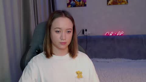Snapshot of _lalune_ chatting on March 7, 2:57 am _lalune_ online show from March 7, 2:57 am