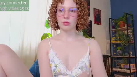Snapshot of _lightmyfire chatting on February 12, 7:02 am Salome Lovense always on from 5 tk My content and your custom requests online show from February 12, 7:02 am