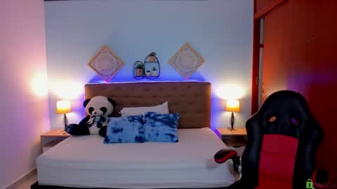 Liily online show from September 24, 10:46 pm