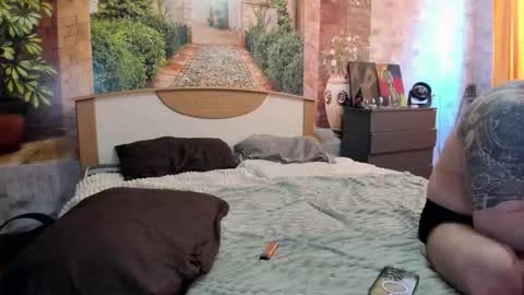 _litteangie_ online show from February 14, 2:41 am