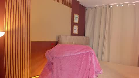 Ivy 3 online show from March 19, 7:07 pm