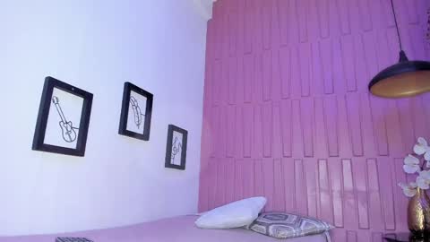 Anna online show from April 17, 11:57 am