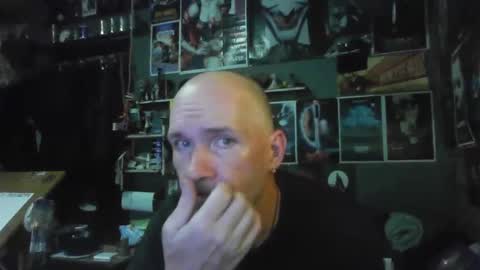 That guy online show from April 16, 9:39 pm